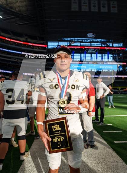 Thumbnail 1 in Whiteface vs. Gordon (UIL 1A Division I Football Final) photogallery.