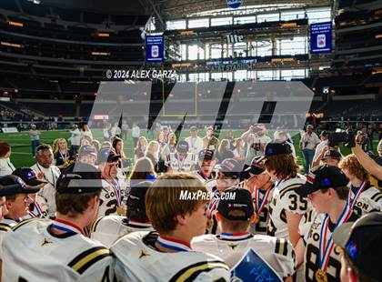 Thumbnail 1 in Whiteface vs. Gordon (UIL 1A Division I Football Final) photogallery.