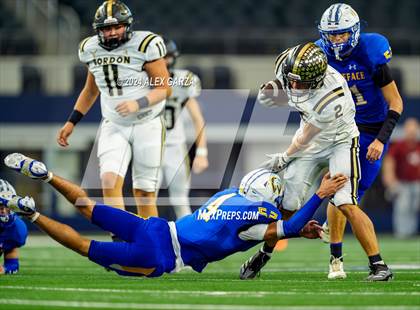 Thumbnail 1 in Whiteface vs. Gordon (UIL 1A Division I Football Final) photogallery.
