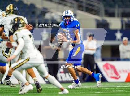 Thumbnail 3 in Whiteface vs. Gordon (UIL 1A Division I Football Final) photogallery.