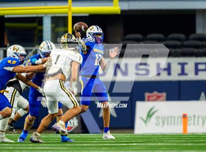 Thumbnail 3 in Whiteface vs. Gordon (UIL 1A Division I Football Final) photogallery.