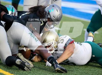 Thumbnail 1 in Long Beach Poly vs Norbonne photogallery.