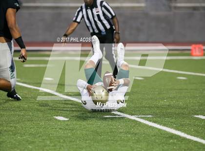 Thumbnail 1 in Long Beach Poly vs Norbonne photogallery.