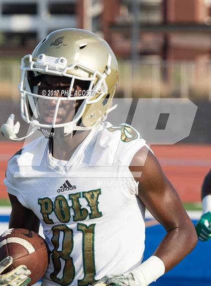Thumbnail 1 in Long Beach Poly vs Norbonne photogallery.