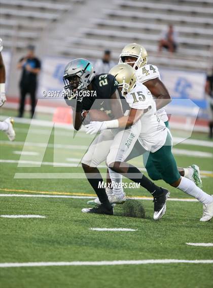 Thumbnail 3 in Long Beach Poly vs Norbonne photogallery.