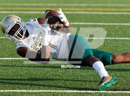 Thumbnail 3 in Long Beach Poly vs Norbonne photogallery.