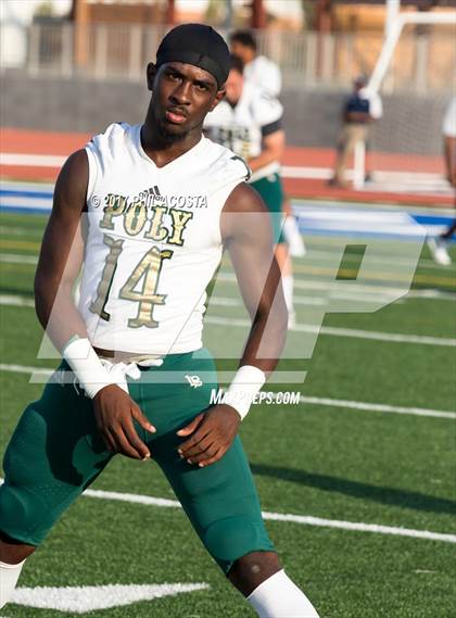 Thumbnail 1 in Long Beach Poly vs Norbonne photogallery.