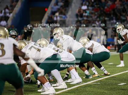 Thumbnail 3 in Long Beach Poly vs Norbonne photogallery.