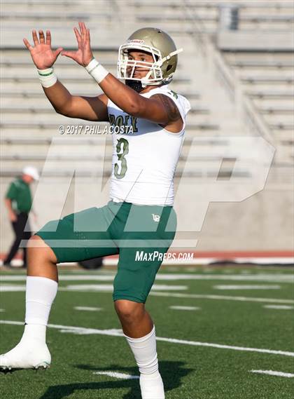 Thumbnail 2 in Long Beach Poly vs Norbonne photogallery.
