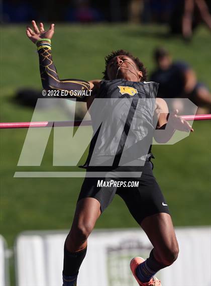 Thumbnail 2 in CIF State Track and Field Championship (Boys High Jump) photogallery.