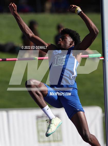 Thumbnail 1 in CIF State Track and Field Championship (Boys High Jump) photogallery.