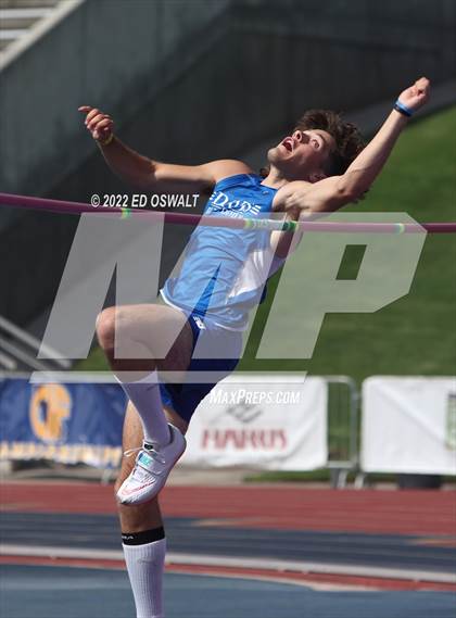 Thumbnail 1 in CIF State Track and Field Championship (Boys High Jump) photogallery.