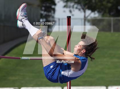 Thumbnail 2 in CIF State Track and Field Championship (Boys High Jump) photogallery.