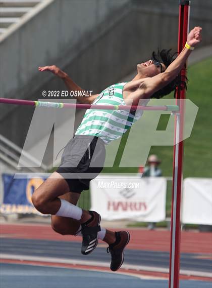 Thumbnail 1 in CIF State Track and Field Championship (Boys High Jump) photogallery.