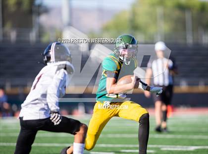 Thumbnail 2 in Rio Mesa @ Moorpark photogallery.