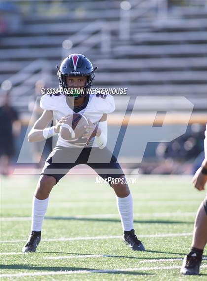 Thumbnail 1 in Rio Mesa @ Moorpark photogallery.