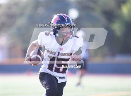 Thumbnail 3 in Rio Mesa @ Moorpark photogallery.