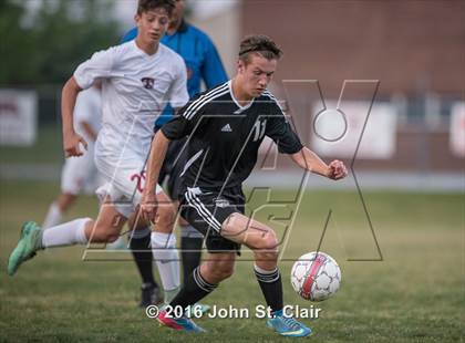 Thumbnail 3 in Coffee County Central vs Tullahoma (TSSAA District 8-AAA Playoff) photogallery.