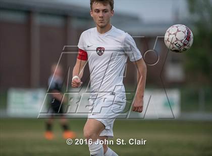 Thumbnail 2 in Coffee County Central vs Tullahoma (TSSAA District 8-AAA Playoff) photogallery.