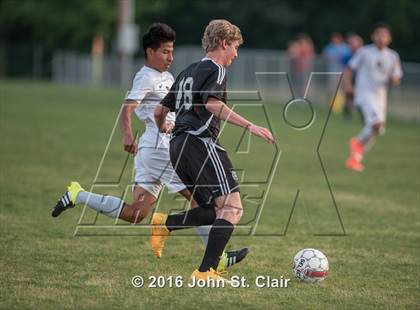 Thumbnail 2 in Coffee County Central vs Tullahoma (TSSAA District 8-AAA Playoff) photogallery.