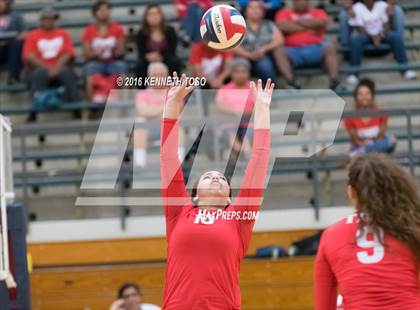 Thumbnail 1 in Taft @ Warren photogallery.