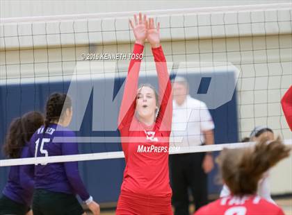 Thumbnail 2 in Taft @ Warren photogallery.