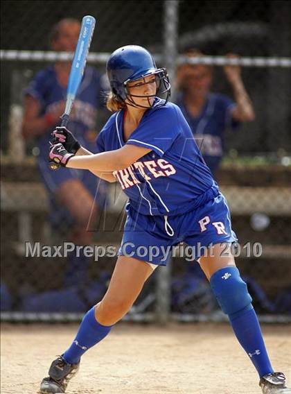 Thumbnail 1 in Pearl River vs. Hendrick Hudson (Section 1 Class A Final) photogallery.