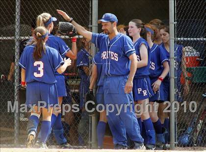 Thumbnail 1 in Pearl River vs. Hendrick Hudson (Section 1 Class A Final) photogallery.