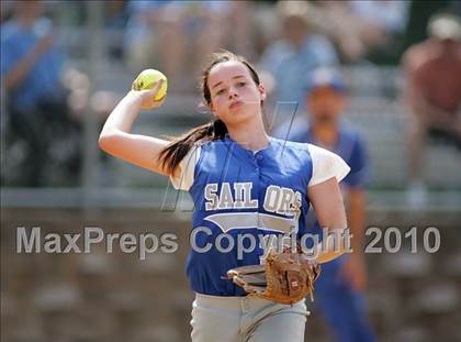 Thumbnail 2 in Pearl River vs. Hendrick Hudson (Section 1 Class A Final) photogallery.