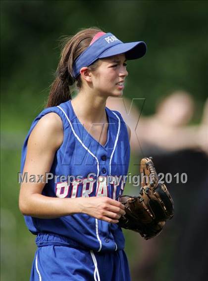 Thumbnail 2 in Pearl River vs. Hendrick Hudson (Section 1 Class A Final) photogallery.