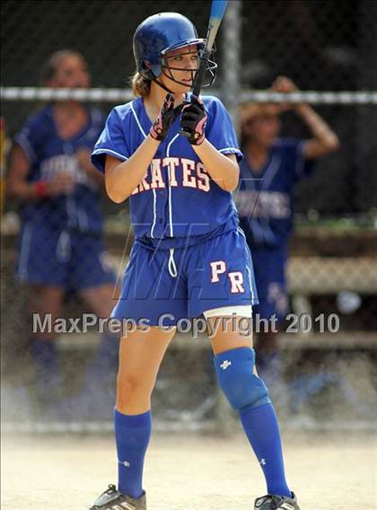 Thumbnail 2 in Pearl River vs. Hendrick Hudson (Section 1 Class A Final) photogallery.