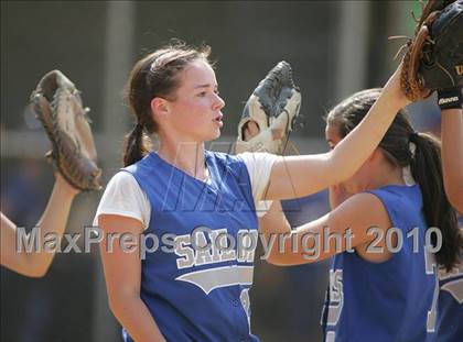 Thumbnail 2 in Pearl River vs. Hendrick Hudson (Section 1 Class A Final) photogallery.