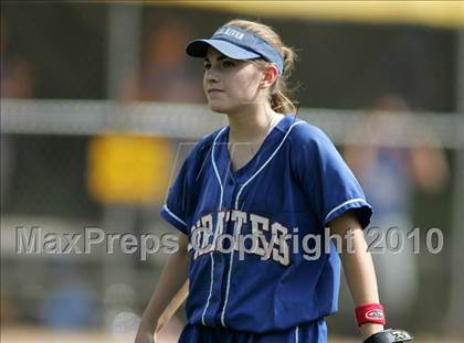 Thumbnail 3 in Pearl River vs. Hendrick Hudson (Section 1 Class A Final) photogallery.