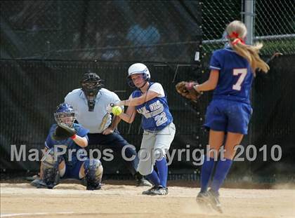Thumbnail 1 in Pearl River vs. Hendrick Hudson (Section 1 Class A Final) photogallery.