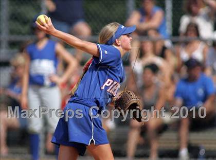 Thumbnail 2 in Pearl River vs. Hendrick Hudson (Section 1 Class A Final) photogallery.