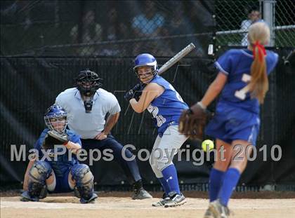 Thumbnail 1 in Pearl River vs. Hendrick Hudson (Section 1 Class A Final) photogallery.