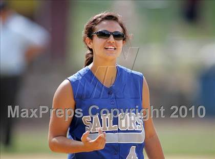 Thumbnail 3 in Pearl River vs. Hendrick Hudson (Section 1 Class A Final) photogallery.