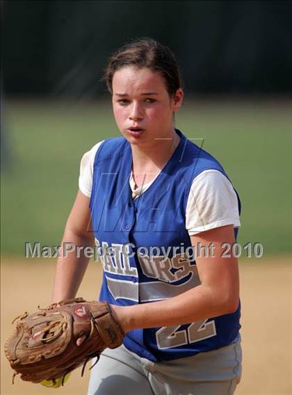 Thumbnail 3 in Pearl River vs. Hendrick Hudson (Section 1 Class A Final) photogallery.