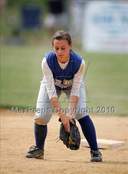 Thumbnail 3 in Pearl River vs. Hendrick Hudson (Section 1 Class A Final) photogallery.