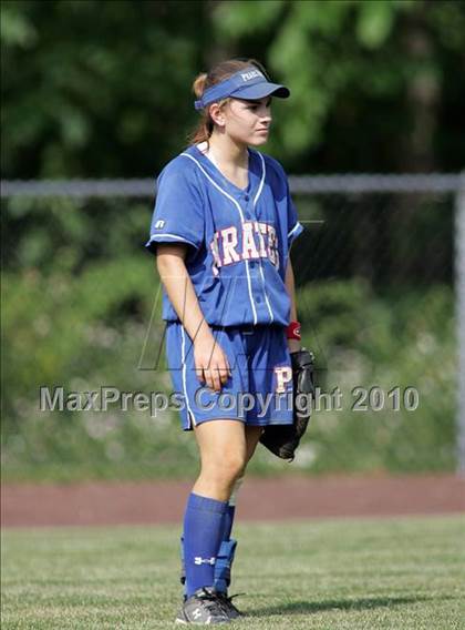 Thumbnail 1 in Pearl River vs. Hendrick Hudson (Section 1 Class A Final) photogallery.