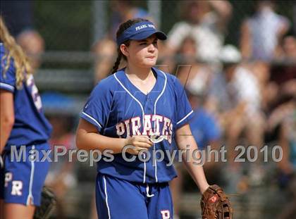 Thumbnail 3 in Pearl River vs. Hendrick Hudson (Section 1 Class A Final) photogallery.
