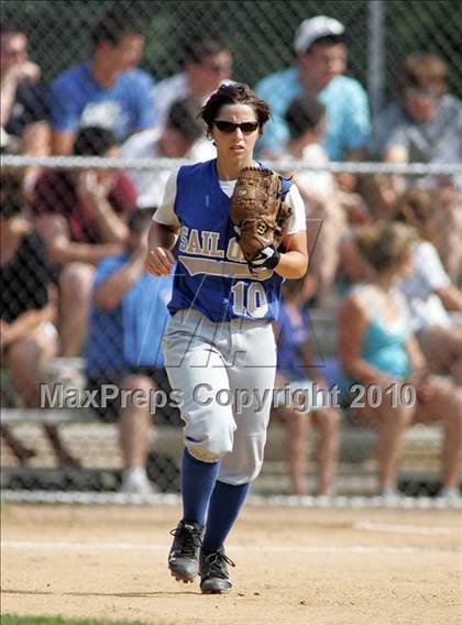 Thumbnail 1 in Pearl River vs. Hendrick Hudson (Section 1 Class A Final) photogallery.