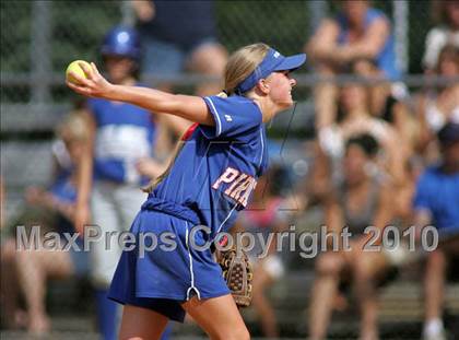 Thumbnail 1 in Pearl River vs. Hendrick Hudson (Section 1 Class A Final) photogallery.