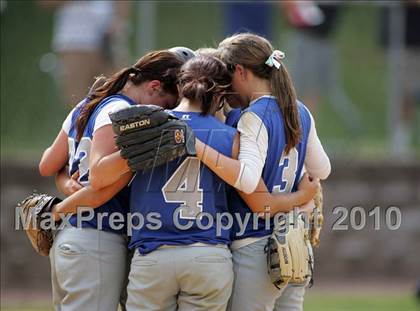 Thumbnail 3 in Pearl River vs. Hendrick Hudson (Section 1 Class A Final) photogallery.