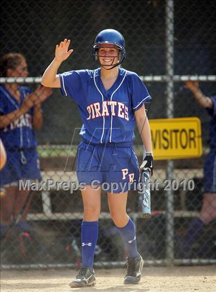 Thumbnail 3 in Pearl River vs. Hendrick Hudson (Section 1 Class A Final) photogallery.