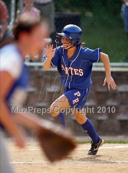 Thumbnail 2 in Pearl River vs. Hendrick Hudson (Section 1 Class A Final) photogallery.