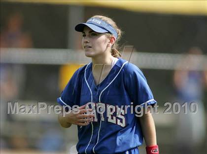 Thumbnail 2 in Pearl River vs. Hendrick Hudson (Section 1 Class A Final) photogallery.