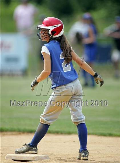 Thumbnail 2 in Pearl River vs. Hendrick Hudson (Section 1 Class A Final) photogallery.