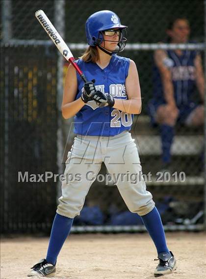 Thumbnail 3 in Pearl River vs. Hendrick Hudson (Section 1 Class A Final) photogallery.