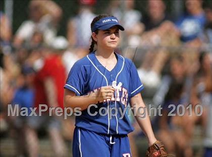 Thumbnail 2 in Pearl River vs. Hendrick Hudson (Section 1 Class A Final) photogallery.